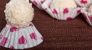 Домашни бонбони Рафаело