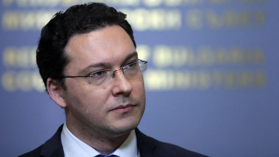 Служебното правителство се забави с отговора за "Газпром", смята Митов