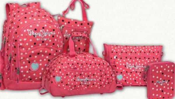 Модерна и стилна с Pepe Jeans Valentina