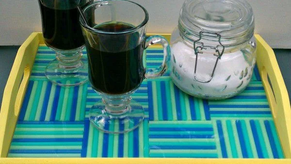 Направи си сама: Табла за сервиране със сламки