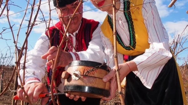 Народни обичаи на Трифон Зарезан