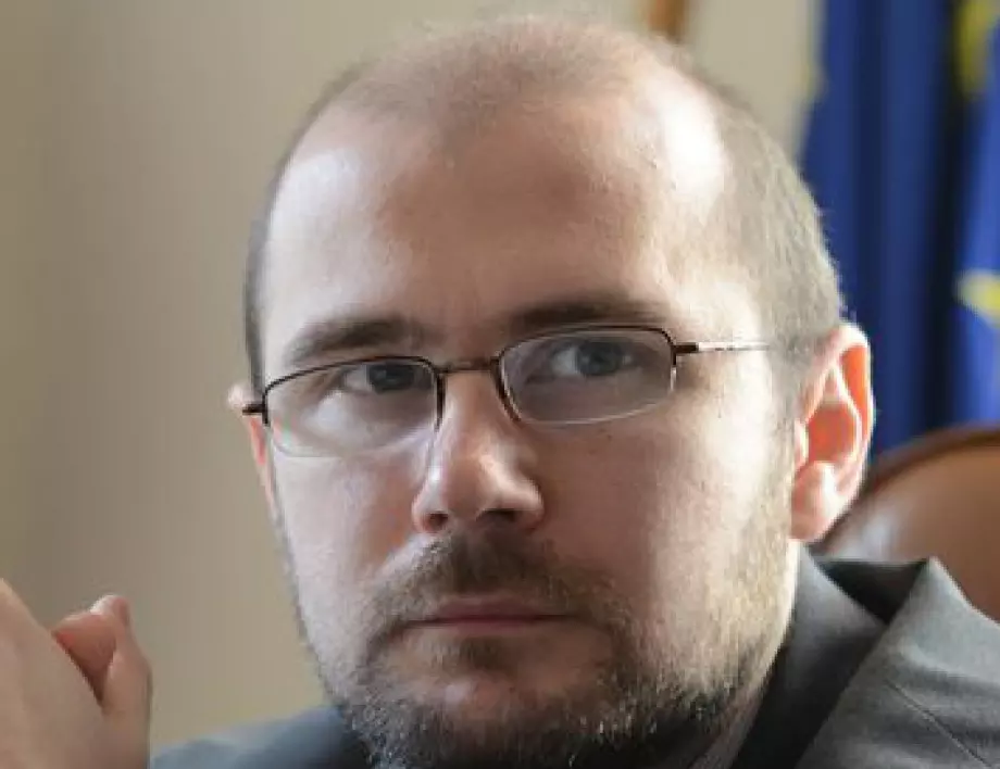 Андрей Янкулов: Няма как да избягаме от адекватна проверка за подслушването