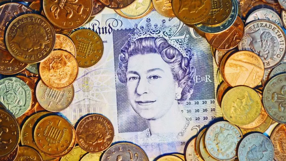Как се промени британската икономика при Кралица Елизабет Втора?