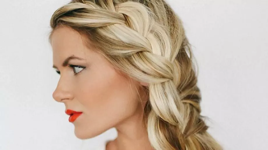 6 супер свежи и лесни летни прически (ВИДЕО)