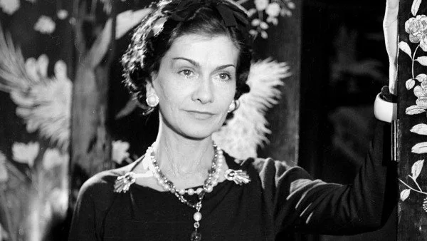 Автентични облекла на Коко Шанел ще красят филм 