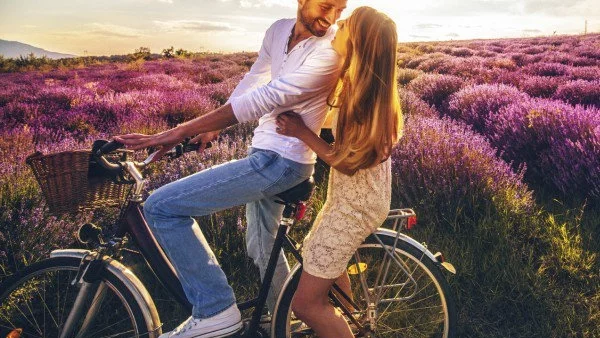 Каква е зодията на връзката ви?