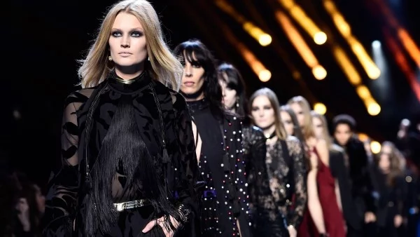 Викторианска готика от Ели Сааб