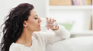 Задължително изпийте чаша вода в тези 4 момента от деня 