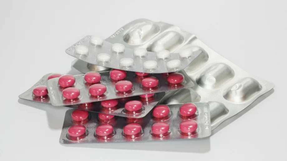 Над 1500 лекарства са изтеглени от българския пазар в последните години