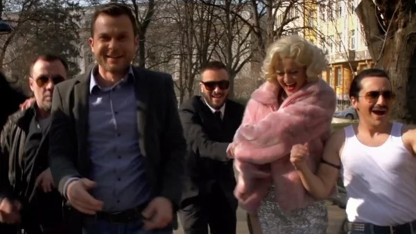 Куп родни звезди в новия клип на Ненчо Балабанов