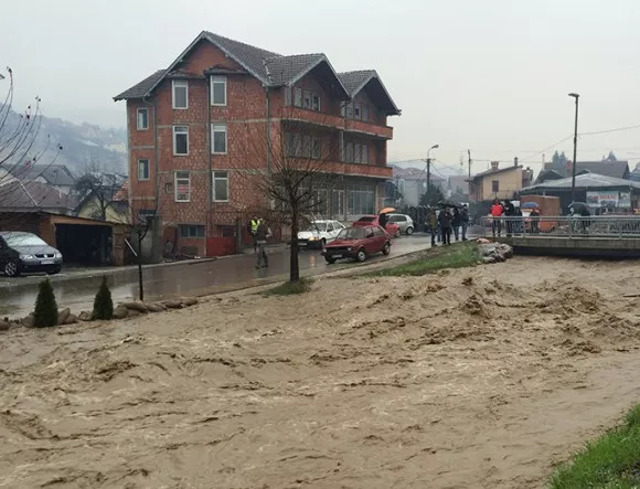 Един човек загина след наводненията в Испания