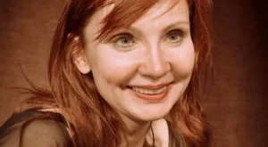 Лариса Ренар се среща с почитателките си през април