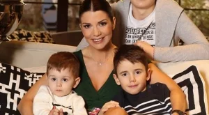 Кали: Бих раждала още, но е опасно за живота ми