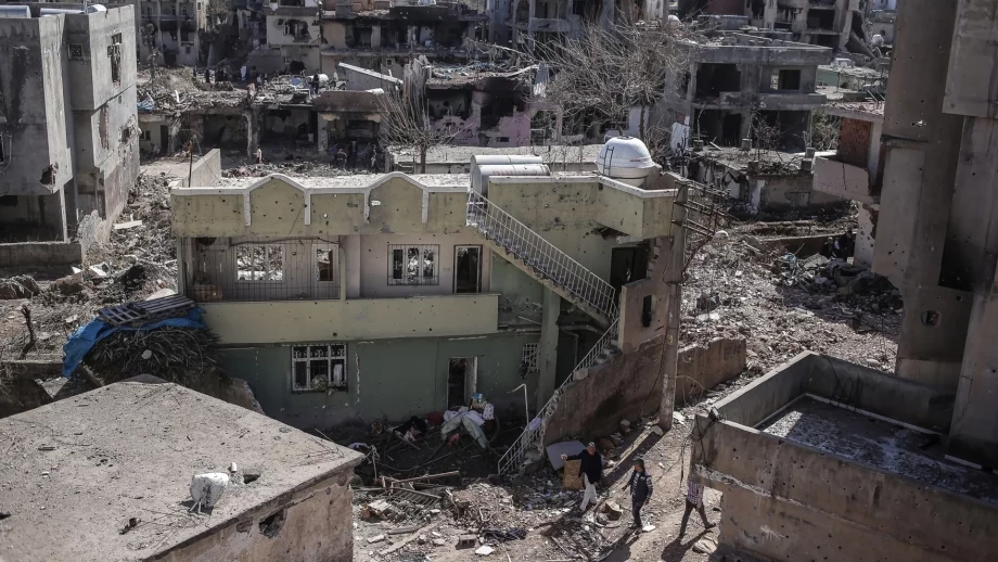 Сирия е най-слабата брънка в една мащабна война