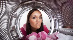 Пералнята наистина краде чорапи. Ето как!