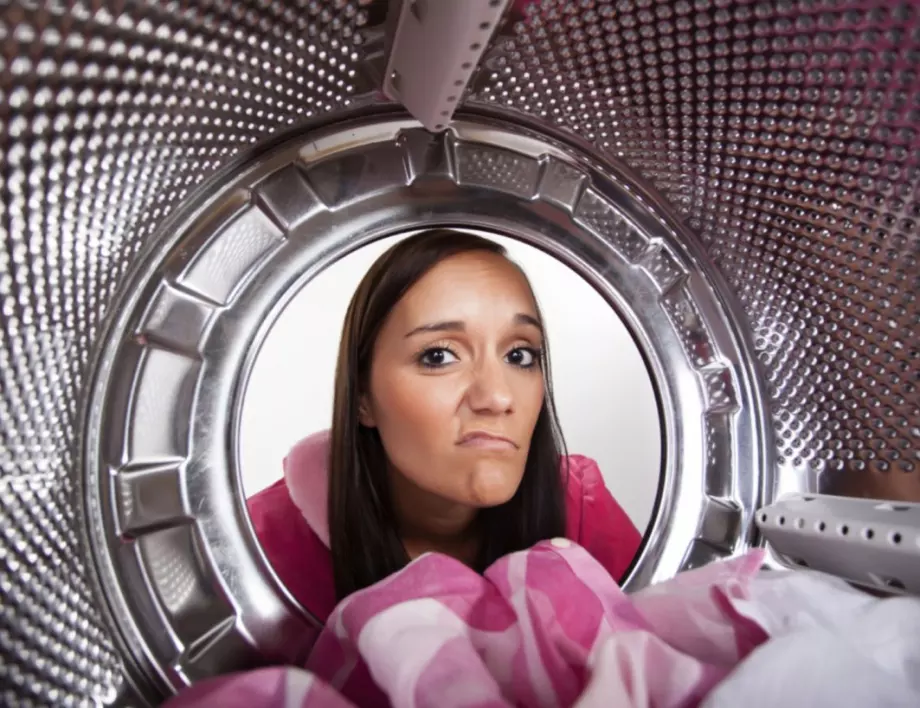 8 неща, които никога не трябва да слагате в пералнята