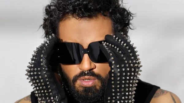 Азис попадна в класация на New York Times