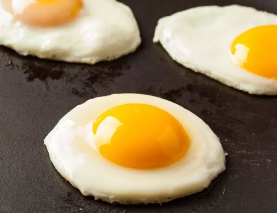 Най-честите грешки, които допускаме при пържене на яйца