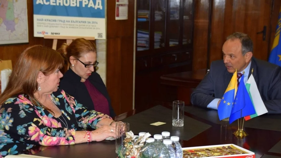 Посланикът на Венецуела у нас отрече страната да е изнасяла капитали в България