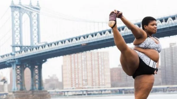 Жената, която доказа, че йогата не е само за слаби жени