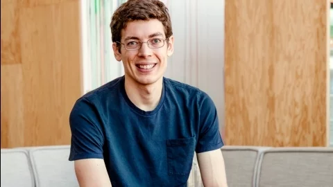 Служител на Facebook споделя коя е най-хубавата страна на работата там