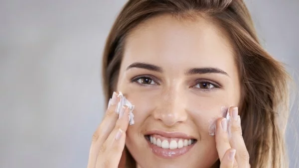 Френска медицинска козметика се грижи за красотата ни