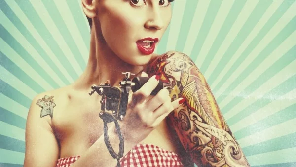 Парти с безплатен pin-up грим и прически