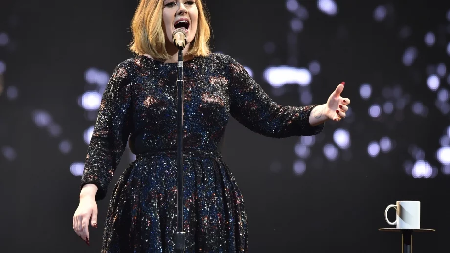 Адел е най-богатата британска певица 