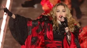 Мадона обеща свирка на всеки, които гласува за Хилари Клинтън