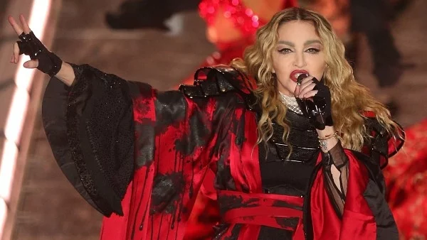 Мадона обеща свирка на всеки, които гласува за Хилари Клинтън