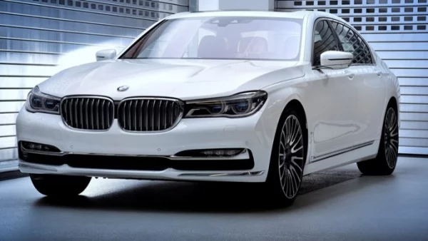 Върховен лукс с две специални версии на BMW 750Li xDrive