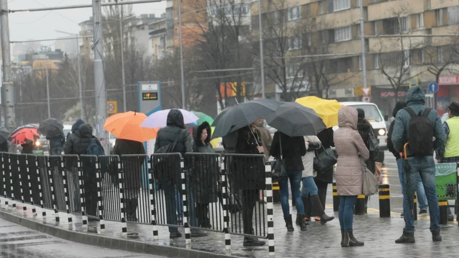 Безработицата е паднала до 5,6% в края на миналата година