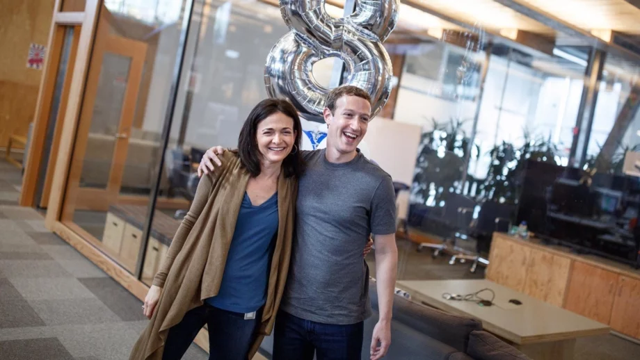 Вече 8 години Шерил Сандберг прави Facebook по-добър 