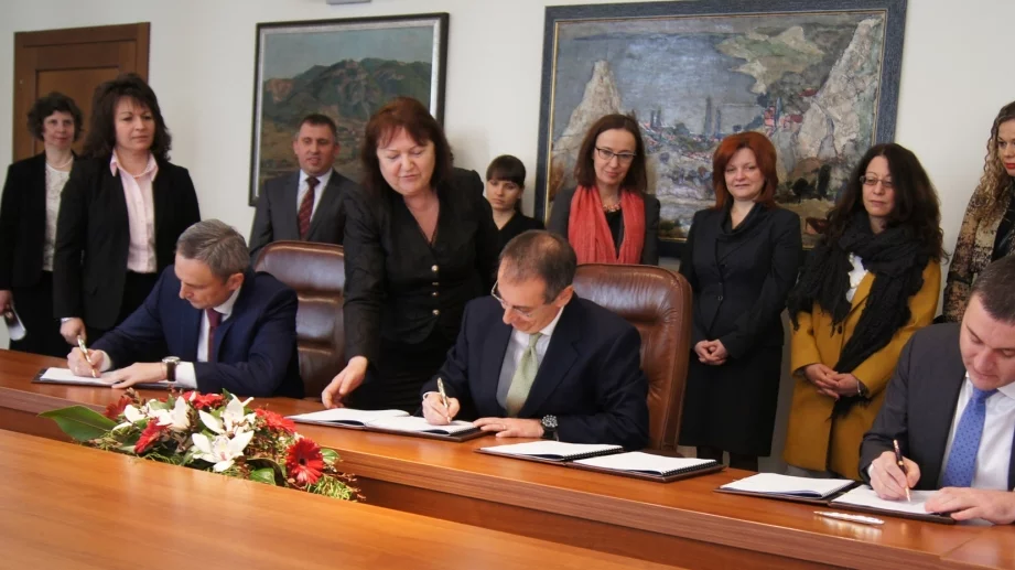 ЕБВР отпусна 300 млн. евро заем на Фонда за влоговете 