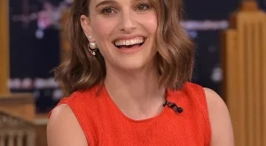 Мъж много прилича на Натали Портман