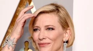 Кейт Бланшет се боядиса в розово