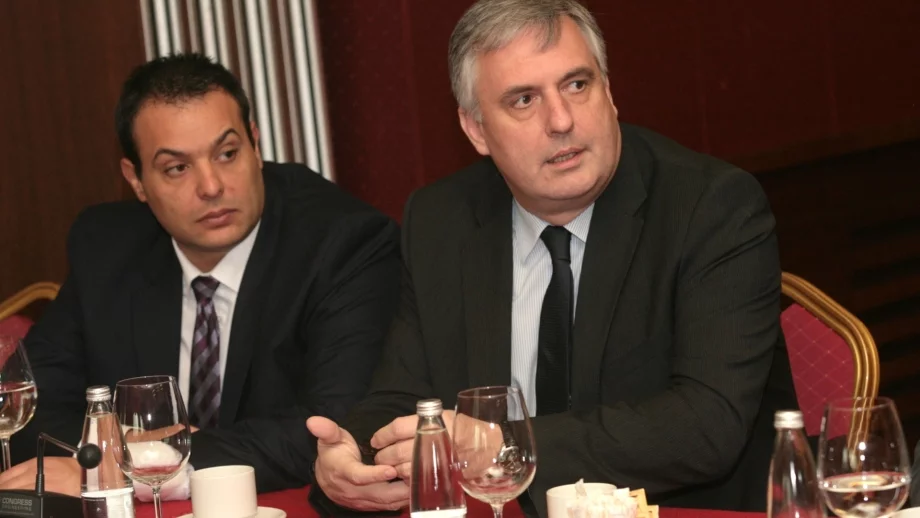 Калфин определи като "критична" демографската ситуация у нас 