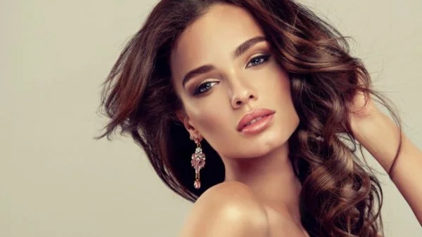 Как да се превърнете в принцеса на вашата бална вечер