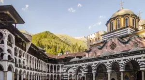 Чудеса в Рилския манастир: Жена се излекува от рак, а друга върна слуха си