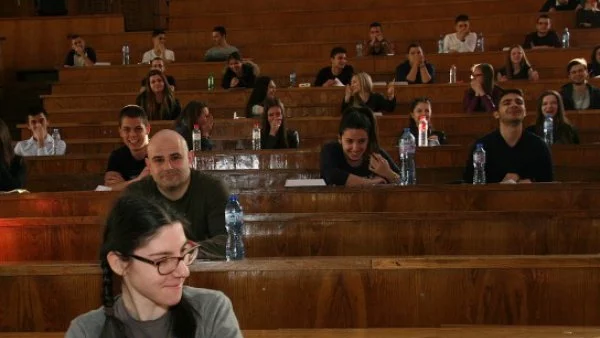 По-високи стипендии за студентите от летния семестър на учебната 2017 г.