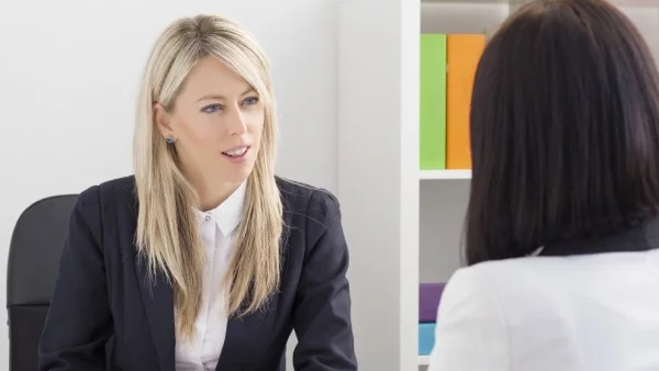 Не правете тези 11 неща на интервю за работа