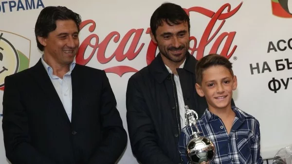 За 17-та година "Децата и футболът“ открива млади футболни таланти с подкрепата на Coca-Cola 