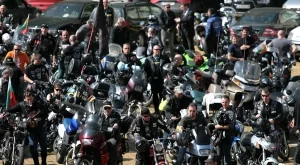 Въвеждат срочна "Гражданска отговорност" за мотори и каравани