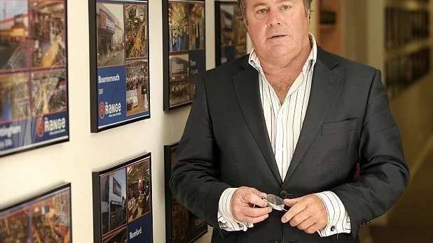 Крис Доусън - милиардерът, който не може да чете и пише 