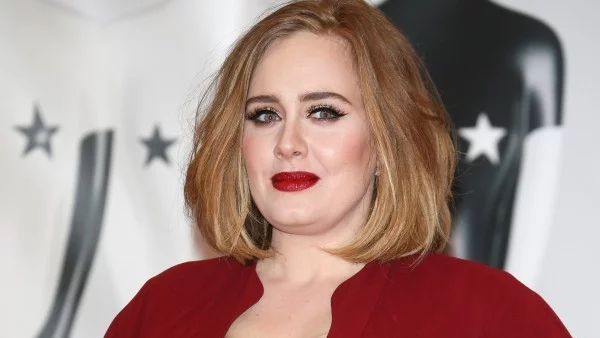 Адел се омъжва на Коледа