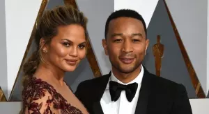 Криси Тейгън и Джон Леджънд загубиха бебето си