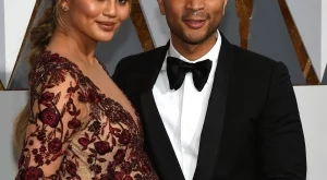 Криси Тейгън показа дъщеря си