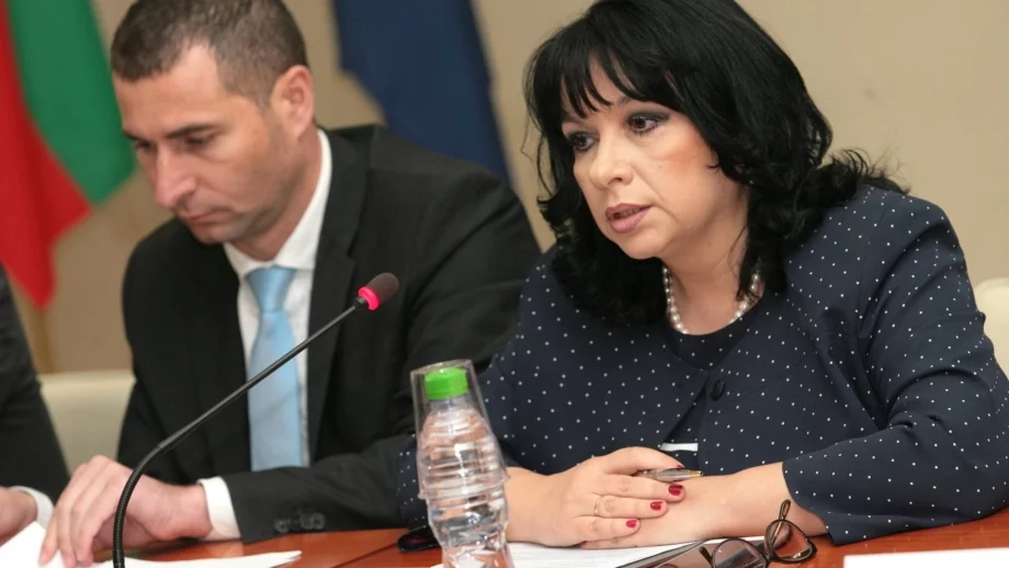 Петкова: Участието на държавата в приватизацията на АЕЦ "Белене" ще е минимално