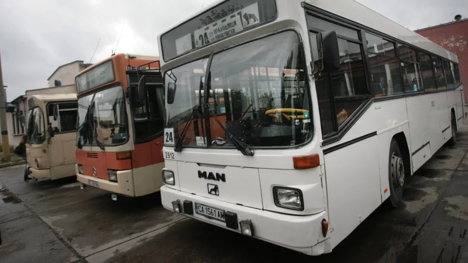110 нови автобуса заменят най-старите от градския транспорт в София