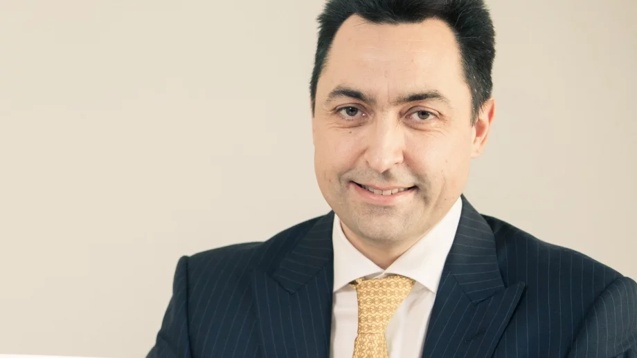 Шефът на ББР има офшорка на Вирджинските острови, разкриват Panama Papers 